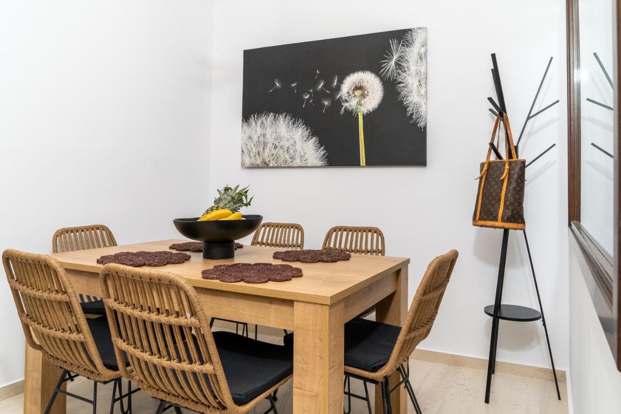 Luxury Suite In Downtown 이라클리온 외부 사진